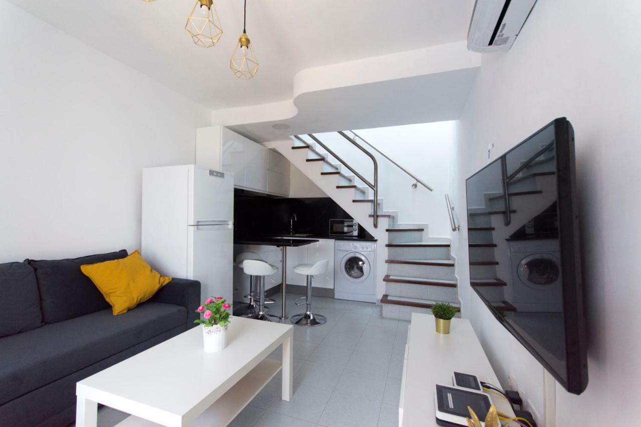 Bungalow With Terrace Near The Beach San Bartolome Bagian luar foto