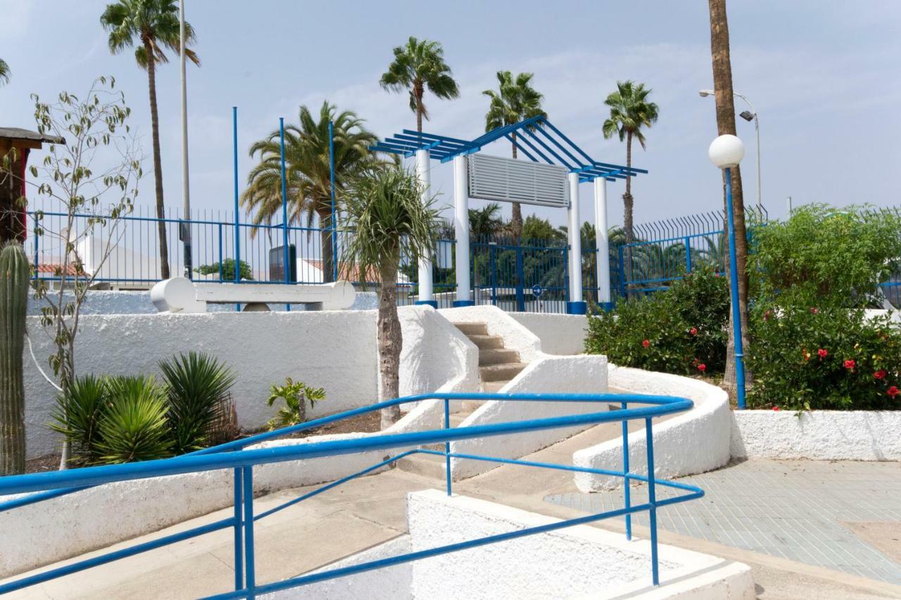Bungalow With Terrace Near The Beach San Bartolome Bagian luar foto