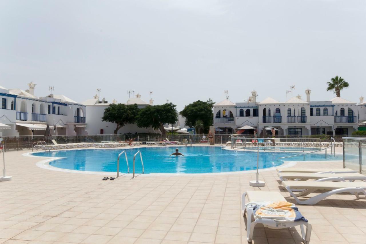 Bungalow With Terrace Near The Beach San Bartolome Bagian luar foto